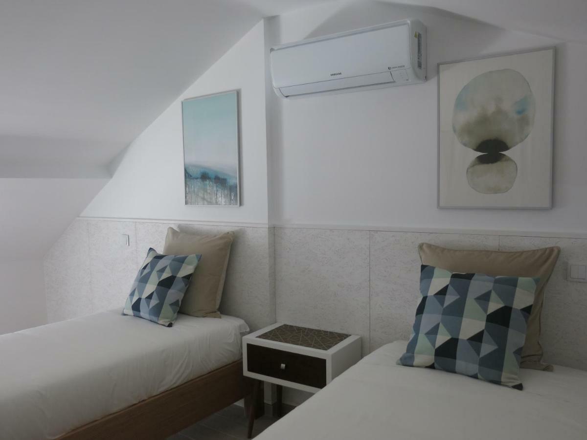Serena Beach 3 Назаре Екстер'єр фото